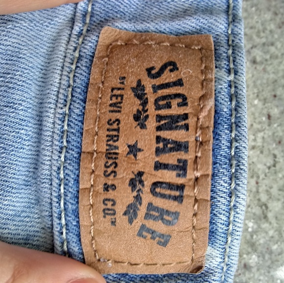 Levi slim cuff mid rise jeans - Picture 3 of 6